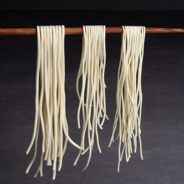 Makaron do ramenu 10szt flowpack cięcie 26 dla gastronomii